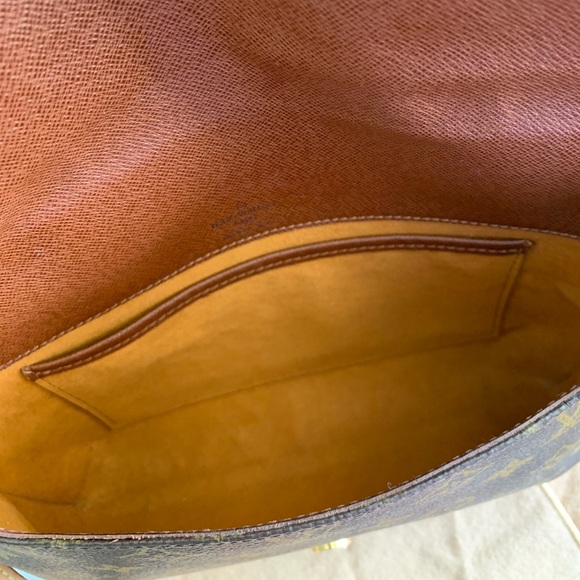 Louis Vuitton Tango Musette Long Strap - Picture 5 of 11